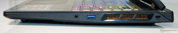 À droite : prise audio combo 3,5 mm, USB 3.2 Gen1 Type-A, verrou Kensington