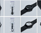Montres-bracelets FamilyMart noires et blanches, co-développées avec Citizen Watch, présentées avec leur emballage et des détails sur leurs bracelets.