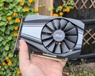 Carte graphique ASUS GTX 1650 Super utilisée dans les tests de référence de Battlefield 6 (Image source : RandomGaminginHD via YouTube))