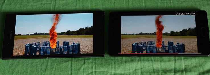 Comparaison d'image : vidéo HDR Sony XZ Premium (4K, HDR) et OnePlus 2 (1080p, non HDR).