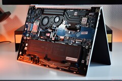 L'intérieur du HP EliteBook 8 G2a 16