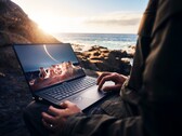 Le ZenBook Pro 16X OLED est disponible avec un processeur Intel Core i9-12900H et un SSD de 2 To. (Image source : ASUS)