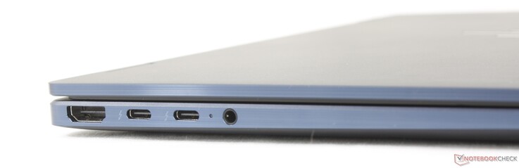 À gauche : HDMI 2.1, 2 ports USB-C Thunderbolt 4 avec DisplayPort 2.1 + Power Delivery 3.0, prise casque 3,5 mm