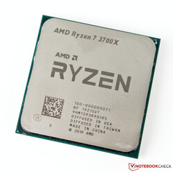 En test : l'AMD Ryzen 7 3700X pour PC de bureau. Modèle de test aimablement fourni par AMD Allemagne.