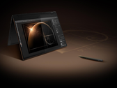 Le MSI Sumit E16 Flip est maintenant disponible avec des composants plus puissants. (Image source : MSI)