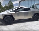 Le Cybertruck de Tesla semble s'approcher du stade de la production lors de sa dernière apparition à l'occasion d'une réunion d'actionnaires au Texas. (Source de l'image : Farzad Mesbahi sur YouTube)