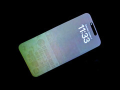 Exemple d'un iPhone 15 Pro Max avec une brûlure de l'OLED. (Source de l'image : Surfphysics - Crédit image)
