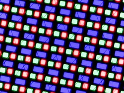 Matrice de sous-pixels avec une couche tactile