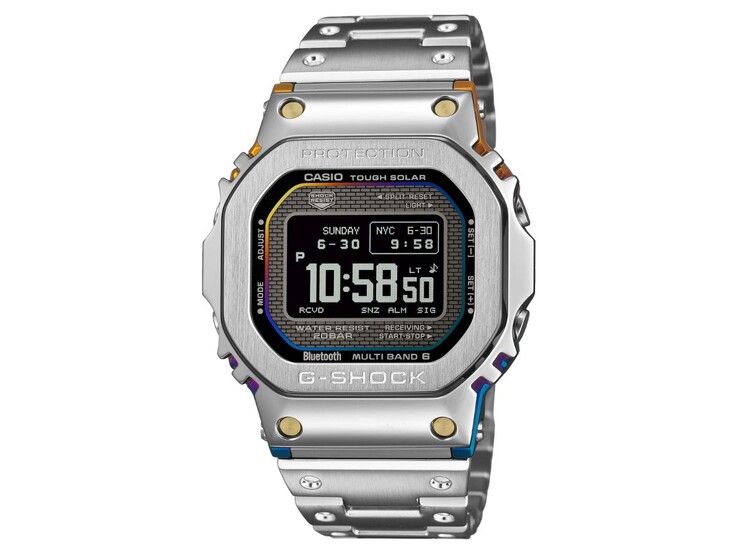 La montre Casio G-Shock GMW-BZ5000RC-1