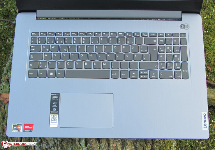 Clavier et pavé tactile