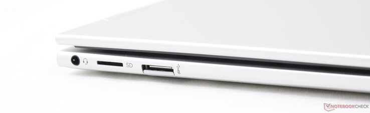 À gauche : casque de 3,5 mm, lecteur MicroSD, USB-A 10 Gbps