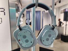Le casque Nothing Headphones (1) sera disponible en bleu clair (source d&#039;image : nothing_fan_blog via Instagram)