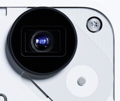 Le Nothing Phone (3) est équipé d&#039;un appareil photo à zoom téléobjectif (Source de l&#039;image : Nothing)