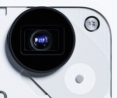 Le Nothing Phone (3) est équipé d'un appareil photo à zoom téléobjectif (Source de l'image : Nothing)