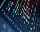 Gros plan sur un écran affichant du code source Python mis en évidence en couleur