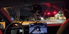 Nouvelle routine de nettoyage des essuie-glaces de la Tesla Model Y. (Source de l&#039;image : @DirtyTesLa/X)