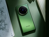 Le Vivo X Fold5 devrait être livré par les importateurs au début du mois prochain. (Source de l'image : Vivo)