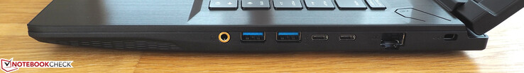 Côté droit : audio, 2 USB A 3.0, 2 USB C 3.0, RJ45-LAN, verrou de sécurité Kensington.