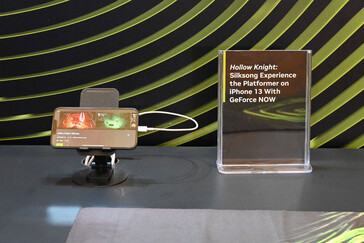 Hollow Knight : Silksong fonctionne via GFN sur un iPhone 13 Apple