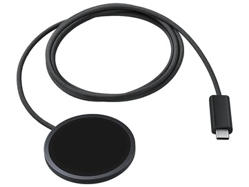 Le nouveau chargeur magnétique sans fil de Samsung est doté d'un câble USB-C de 1,5 m