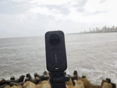 L'Insta360 X6