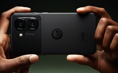 Le dernier smartphone de milieu de gamme de HMD est doté d'un module photo similaire à celui de l'iPhone 17 Pro ( Apple ). (Source de l'image : HMD Global)