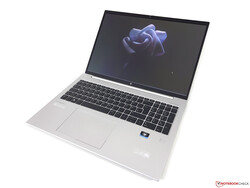 Examen : HP EliteBook 865 G9. Unité de test fournie par campuspoint