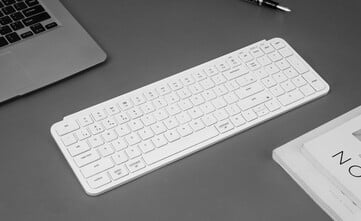 Clavier Keychron B2 Pro blanc ivoire. (Source de l'image : Keychron)
