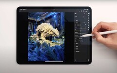 La nouvelle gamme d'iPad Pro est dotée d'écrans OLED en tandem et du nouveau SoC M4. (Source : Dave2D sur YouTube)