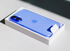 L'iPhone 16 ( Apple ) a été de loin le smartphone le plus vendu en 2025. (Source de l'image : Bram Van Oost)