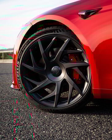 Model S refresh avec les nouvelles jantes Velarium de 21 pouces.