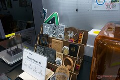 Les découpeuses laser de l’entreprise sont également exposées