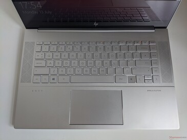 The HP Envy 15-ep0011na is well-built. (Image source: Notebookcheck)