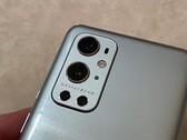 OnePlus semble s'être associé avec Hasselblad pour la série OnePlus 9. (Source de l'image : Dave Lee)
