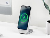 Le Qi2 est une alternative MagSafe qui est enfin lancée pour les iPhones et les smartphones Android. (Image : Nomad)