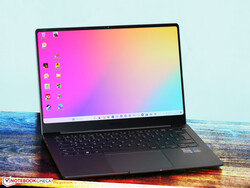 Le Samsung Galaxy Book3 Pro 14 (NP940XFG-KC2DE), fourni par :