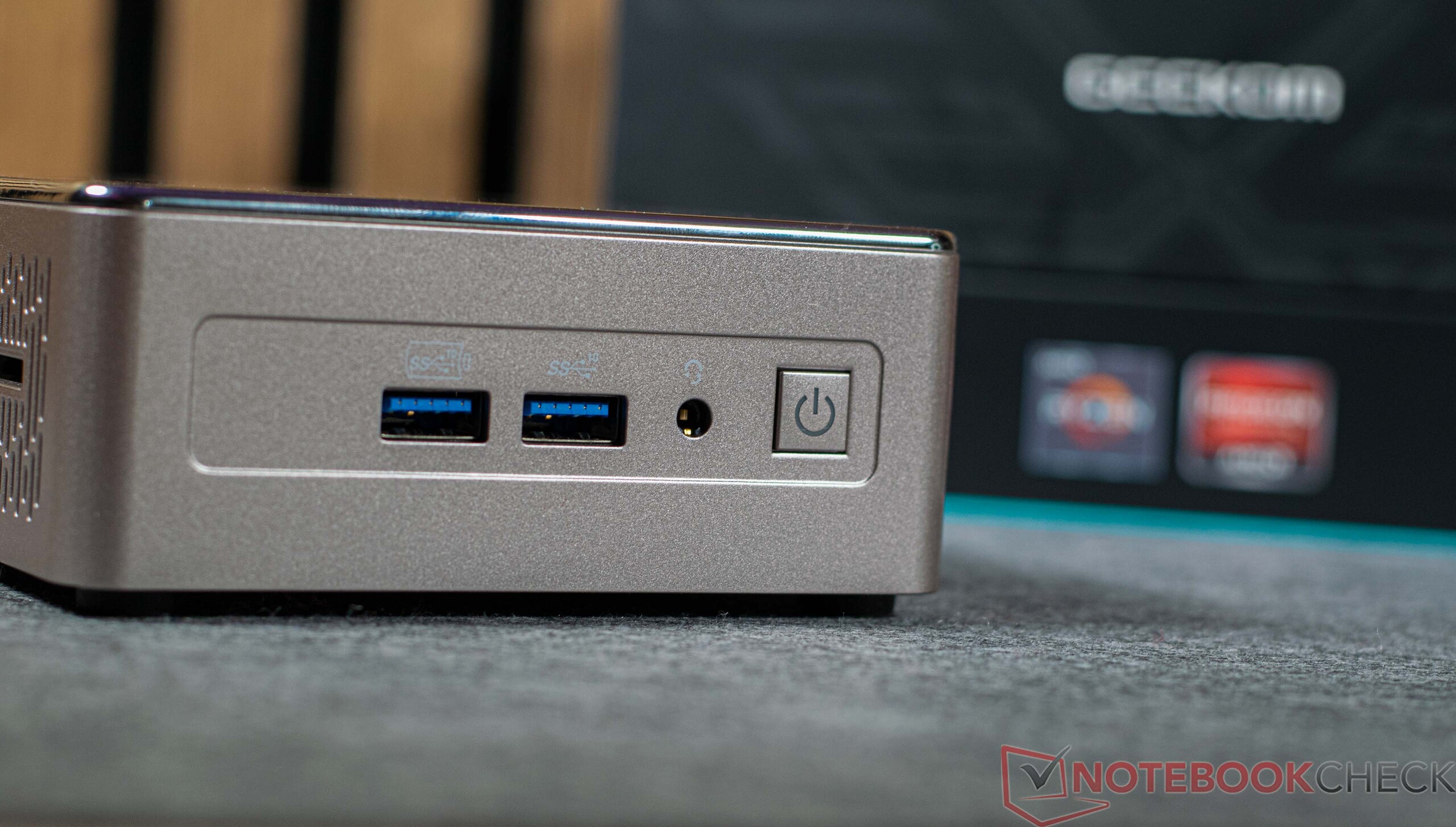 Geekom A5 : un mini-pc qui va faire du bruit