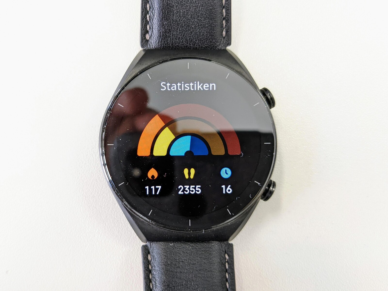 Test Xiaomi Watch S1 Active : elle troque le luxe de la Watch S1