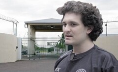 Sam Bankman-Fried a passé du temps avec le département des services correctionnels des Bahamas. (Image source : Wikipedia/Bahamas.gov - édité)