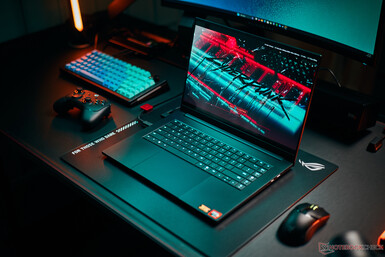 Razer Blade 16 avec Thunderbolt 4