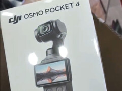 L'Osmo Pocket 4 dispose également d'un viseur rotatif.