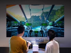 Le projecteur NOMVDIC P1000 offre une luminosité de 2 300 lumens ANSI. (Source de l'image : NOMVDIC)