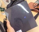Ce qui semble être le coffret de vente du prochain Vivo X500