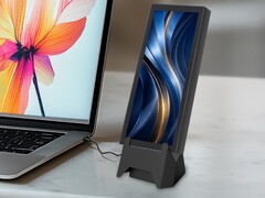 Le nouveau moniteur portable de Japannext présente un format d'image unique de 5:16.