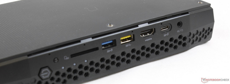 A l'avant : bouton de démarrage, capteur infrarouge, lecteur de carte SD, USB 3.1, USB 2.0, HDMI 2.0a, USB C Gen. 2, combo audio 3,5 mm.