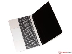 Le MacBook 12 pouces reste le MacBook le plus léger jamais conçu.