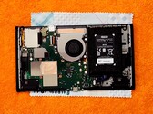 Le système de refroidissement de la Nintendo Switch 2 comprend un petit ventilateur et un caloduc en cuivre (Image source : ProModding, YouTube)