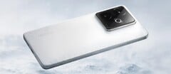 La variante chinoise du Realme GT 7. (Source de l&#039;image : Realme) 