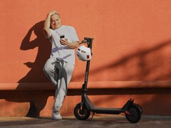 Le scooter électrique Xiaomi 4 Lite (2e génération) est désormais disponible dans l&#039;UE. (Source de l&#039;image : Xiaomi)