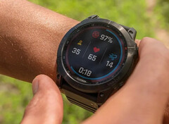 La série Fenix 7 et ses homologues restent pour l&#039;instant sur la version Beta 13.1x. (Source de l&#039;image : Garmin)